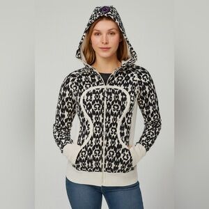 Lululemon Scuba Hoodie Black White Ikat Print – Women’s XS/S